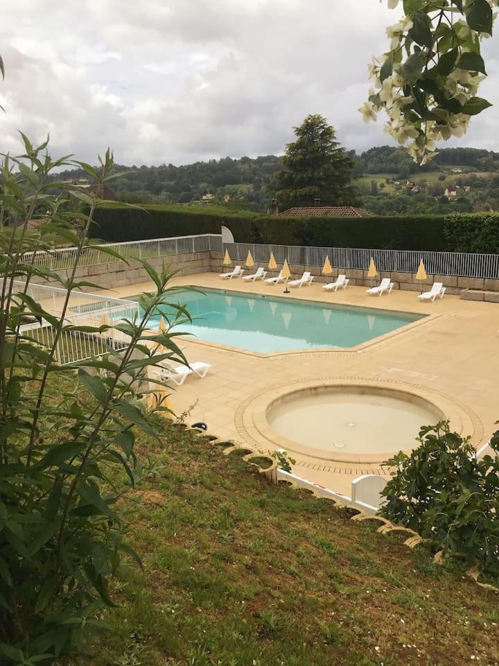 N4 Résidence les Hauts de SARLAT Esterno foto